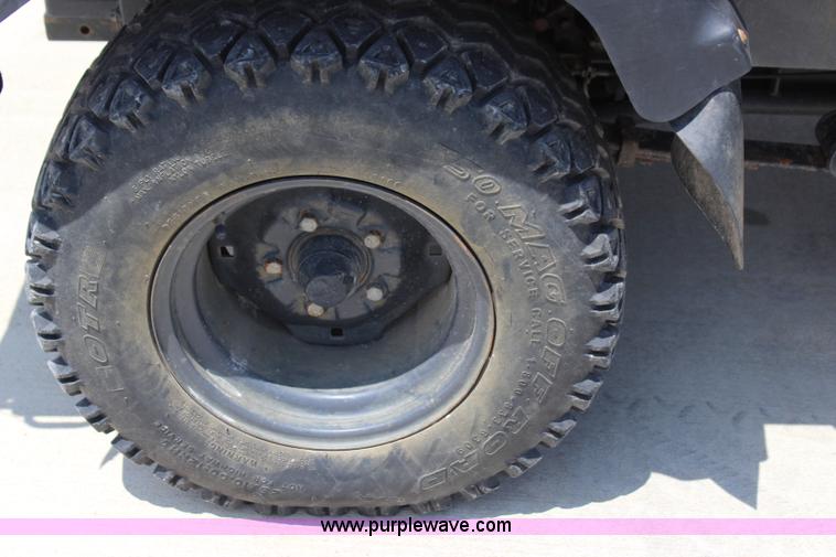 image for item I1654 2005 Kubota RTV900 utility vehicle