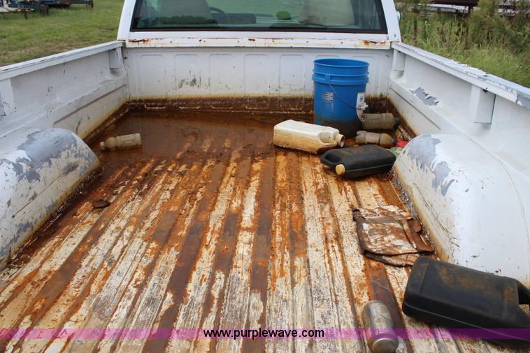 image for item J3671 1994 Chevrolet 1500 pickup truck