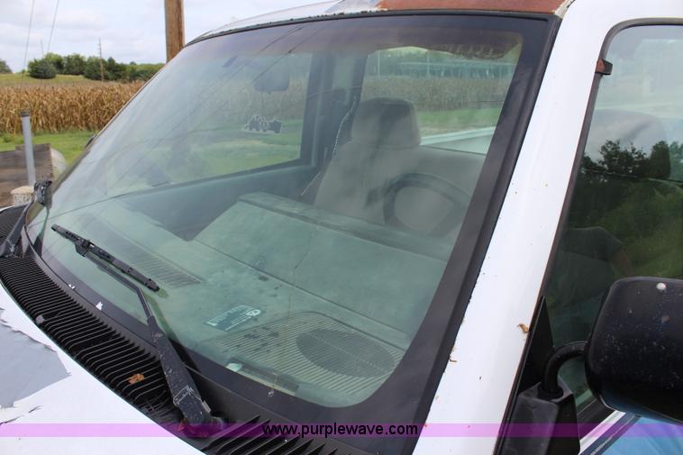 image for item J3671 1994 Chevrolet 1500 pickup truck