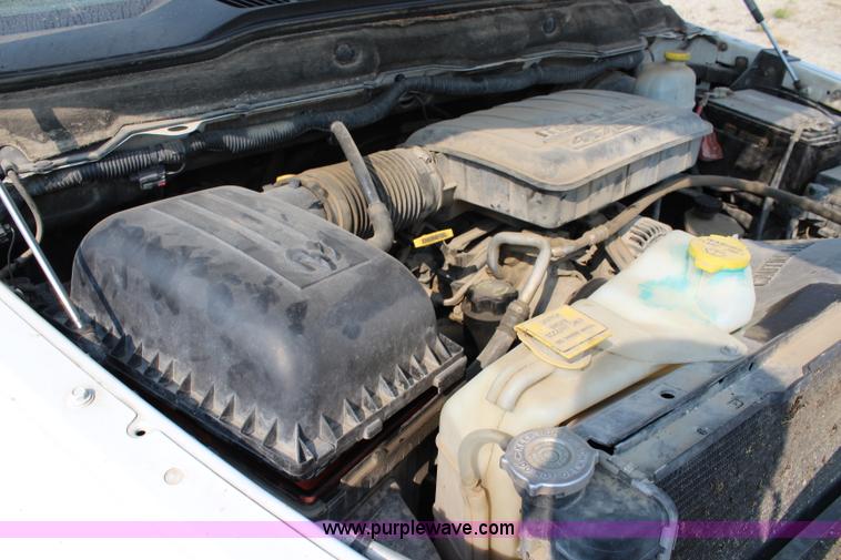 image for item J3690 2005 Dodge Ram 1500 pickup truck