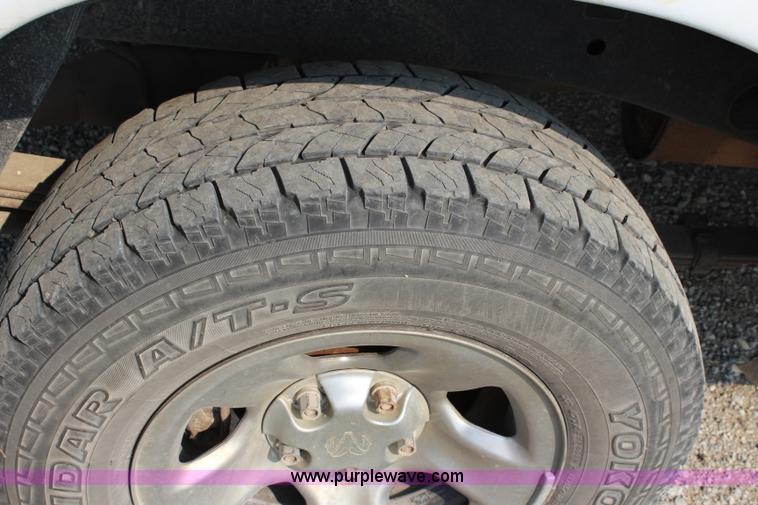 image for item J3690 2005 Dodge Ram 1500 pickup truck