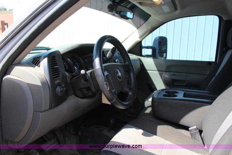 image for item J4419 2007 Chevrolet Silverado 3500HD service truck