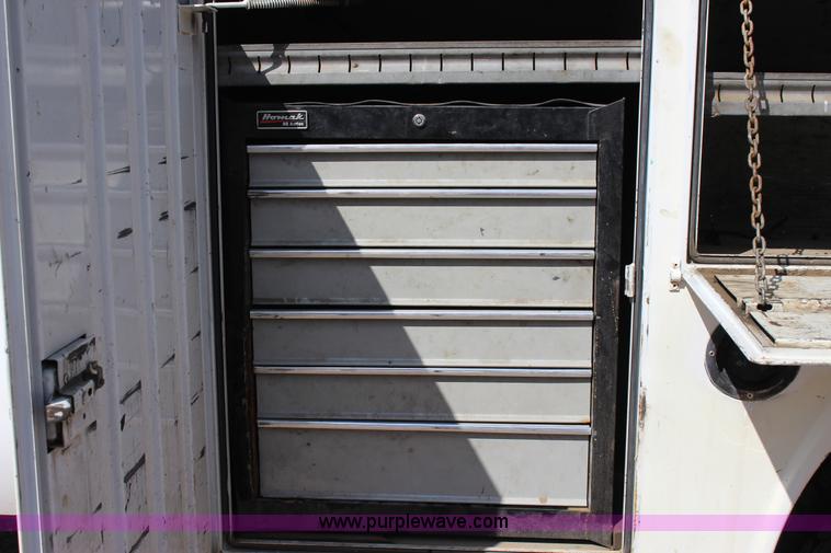 image for item J4419 2007 Chevrolet Silverado 3500HD service truck