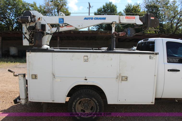 image for item J4419 2007 Chevrolet Silverado 3500HD service truck