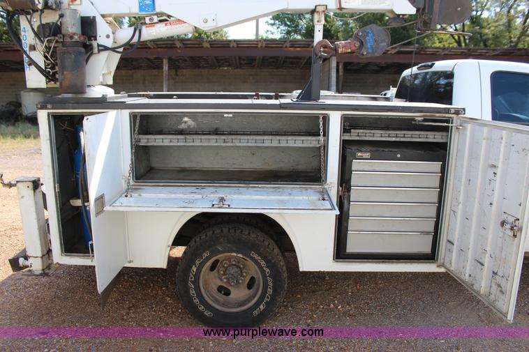 image for item J4419 2007 Chevrolet Silverado 3500HD service truck