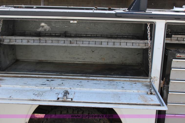 image for item J4419 2007 Chevrolet Silverado 3500HD service truck