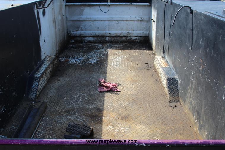 image for item J4419 2007 Chevrolet Silverado 3500HD service truck