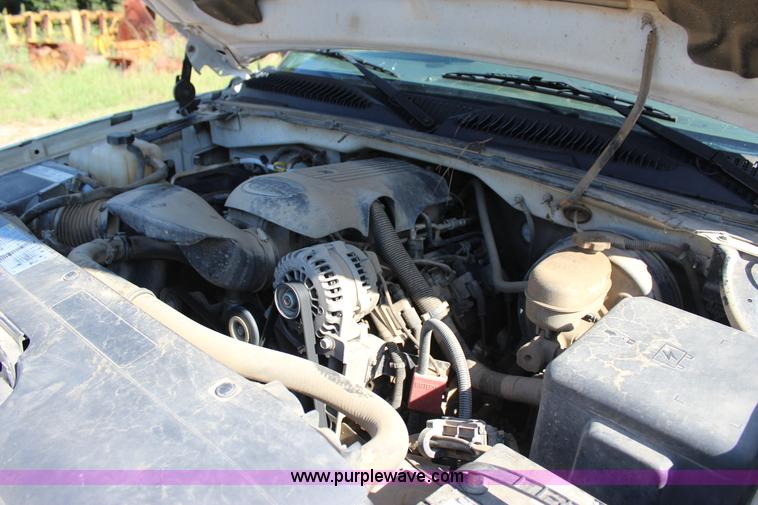 image for item J4420 2006 Chevrolet Silverado 1500 Ext. Cab pickup truck