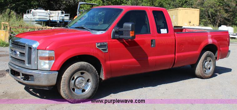 image for item J4421 2009 Ford F250 Super Duty XLT SuperCab pickup truck