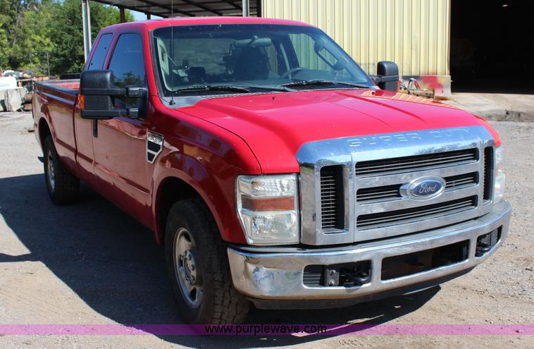 image for item J4421 2009 Ford F250 Super Duty XLT SuperCab pickup truck