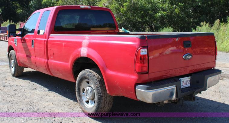 image for item J4421 2009 Ford F250 Super Duty XLT SuperCab pickup truck