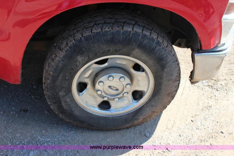 image for item J4421 2009 Ford F250 Super Duty XLT SuperCab pickup truck