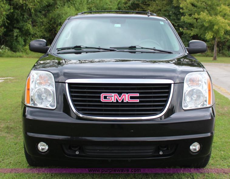 image for item J4424 2009 GMC Yukon SLT SUV