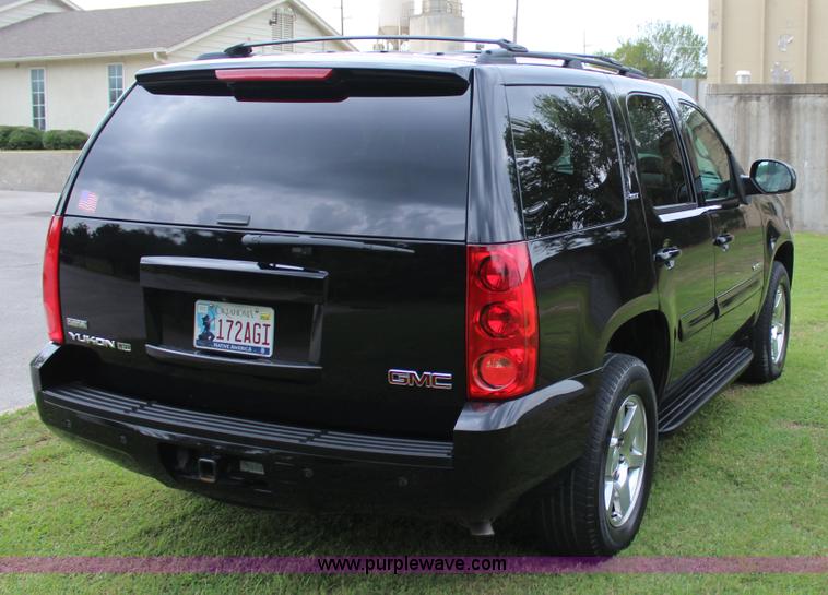 image for item J4424 2009 GMC Yukon SLT SUV