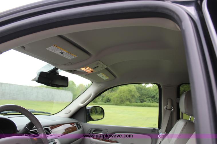 image for item J4424 2009 GMC Yukon SLT SUV