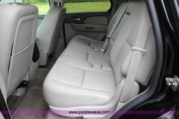 image for item J4424 2009 GMC Yukon SLT SUV