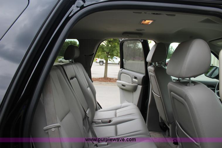 image for item J4424 2009 GMC Yukon SLT SUV