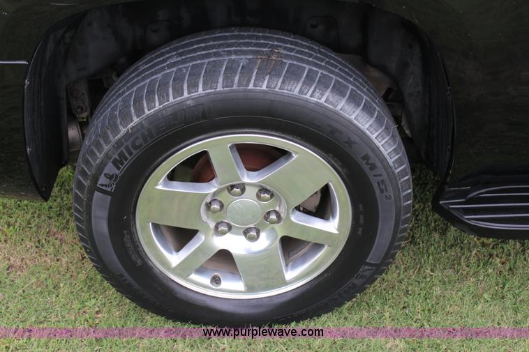 image for item J4424 2009 GMC Yukon SLT SUV