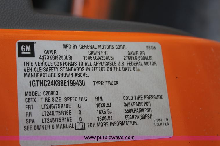 image for item J4425 2008 GMC Sierra 2500HD pickup truck