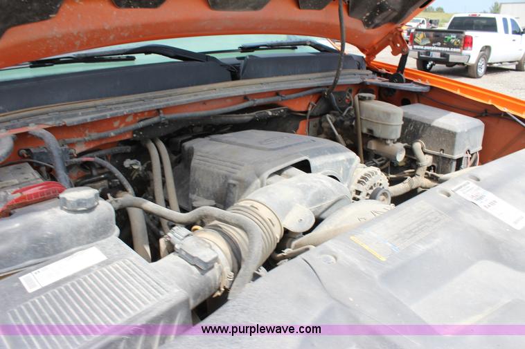 image for item J4426 2009 GMC Sierra 2500HD Ext. Cab pickup truck