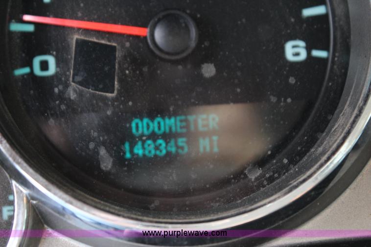 image for item J4427 2009 GMC Sierra 2500HD Ext. Cab pickup truck