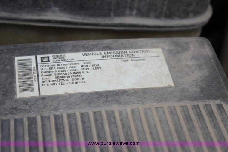 image for item J4427 2009 GMC Sierra 2500HD Ext. Cab pickup truck