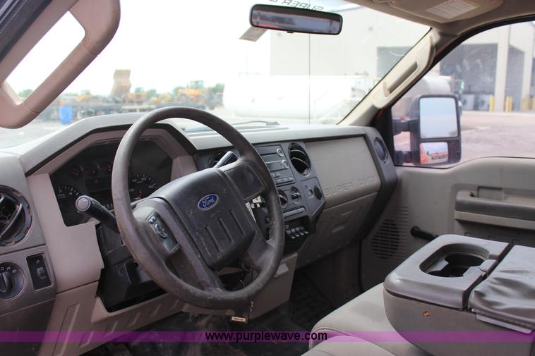 image for item J4428 2010 Ford F250 Super Duty XL SuperCab pickup truck