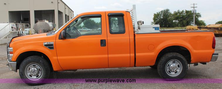 image for item J4430 2010 Ford F250 Super Duty XL SuperCab pickup truck