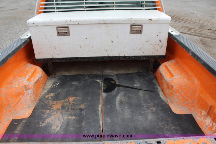 image for item J4430 2010 Ford F250 Super Duty XL SuperCab pickup truck