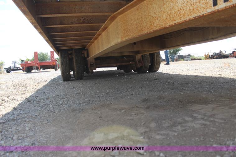 image for item J4468 1994 Trail King 40 equipment trailer