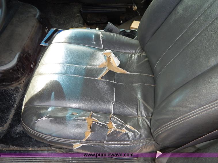 image for item J7759 2003 Chevrolet C4500 truck cab and chassis