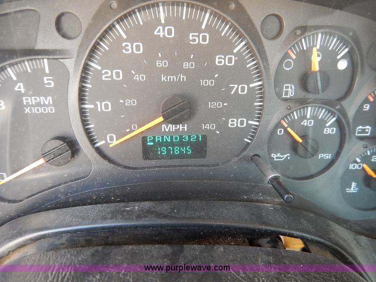 image for item J7759 2003 Chevrolet C4500 truck cab and chassis