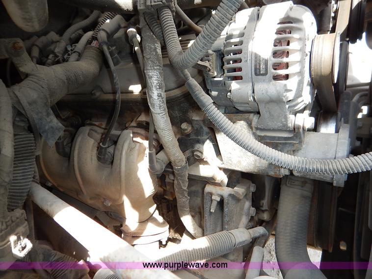 image for item J7759 2003 Chevrolet C4500 truck cab and chassis