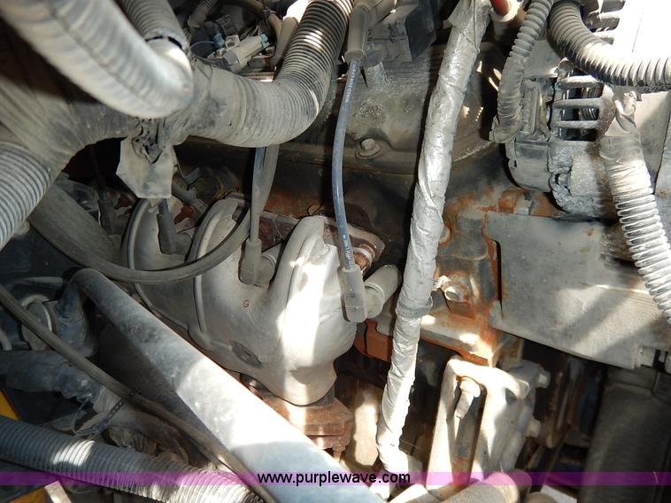 image for item J7760 2008 Chevrolet C4500 truck cab and chassis