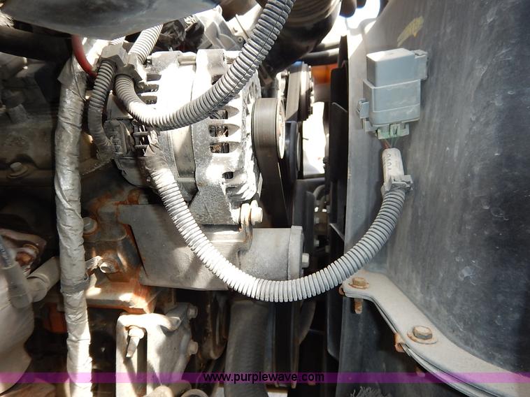 image for item J7760 2008 Chevrolet C4500 truck cab and chassis