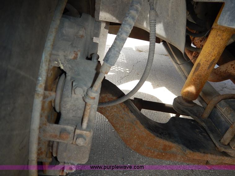 image for item J7760 2008 Chevrolet C4500 truck cab and chassis