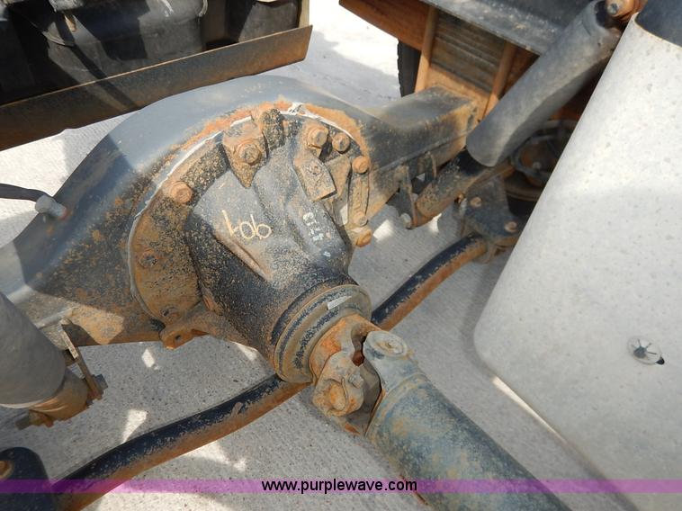 image for item J7760 2008 Chevrolet C4500 truck cab and chassis