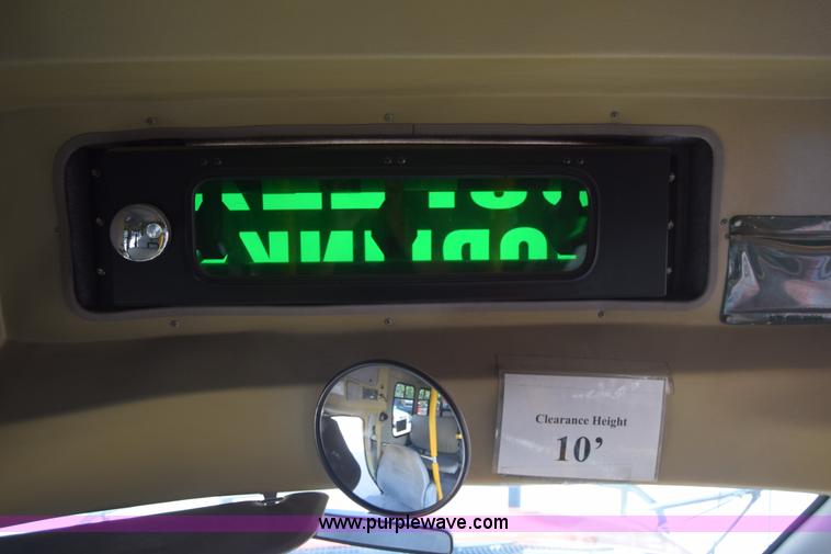 image for item J8114 2003 Ford 801 801 bus