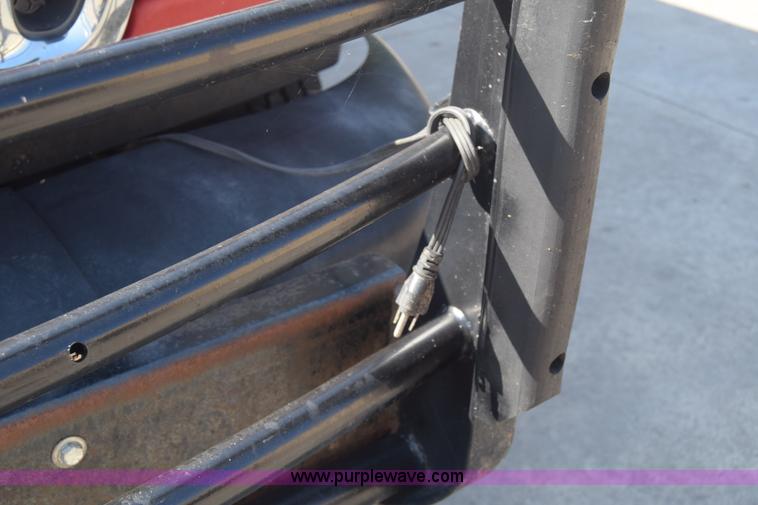 image for item J8114 2003 Ford 801 801 bus