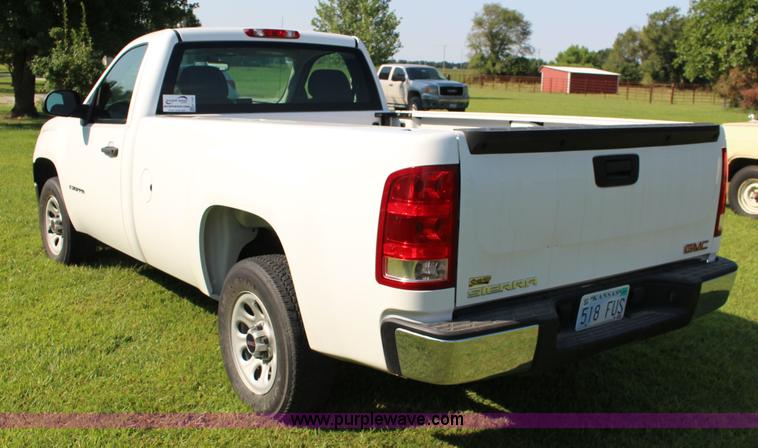 image for item K1147 2009 GMC Sierra 1500 pickup truck