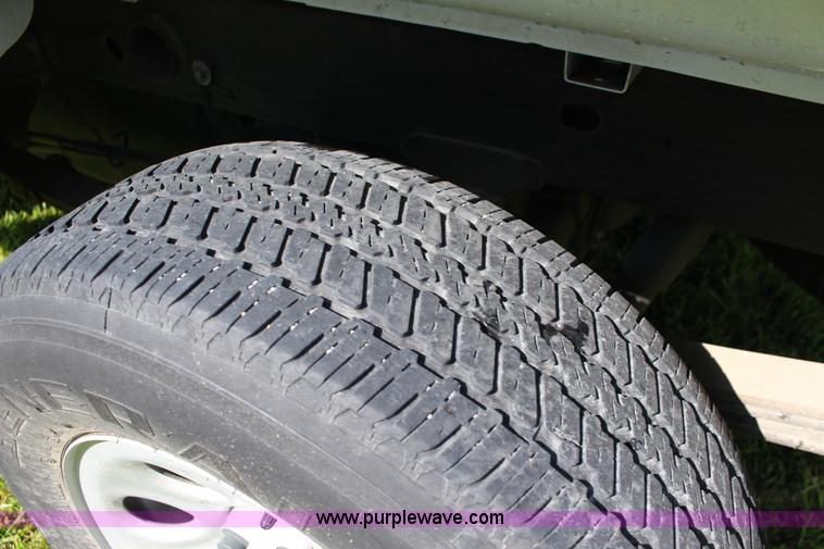 image for item K1147 2009 GMC Sierra 1500 pickup truck