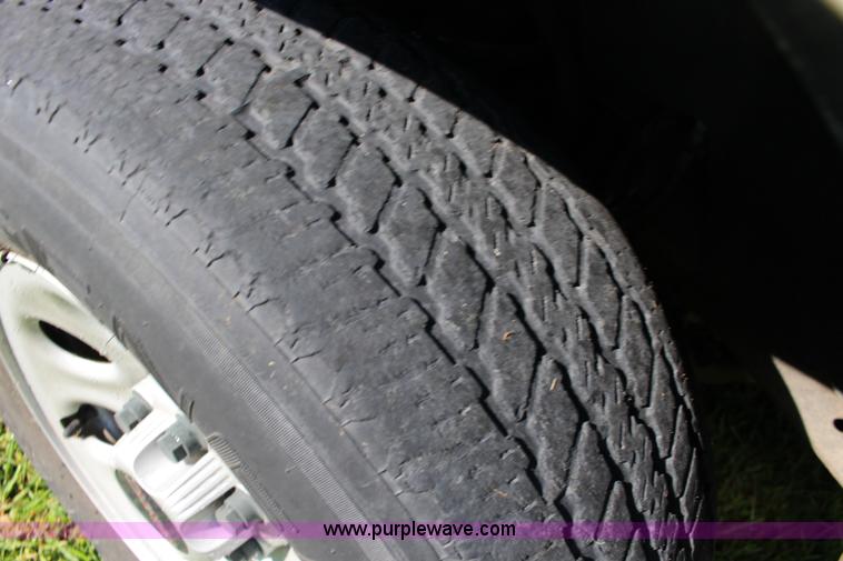 image for item K1147 2009 GMC Sierra 1500 pickup truck