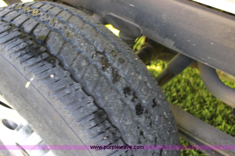 image for item K1147 2009 GMC Sierra 1500 pickup truck