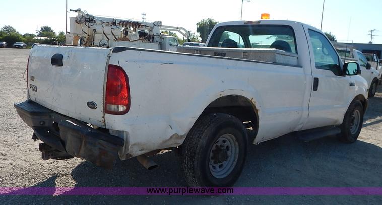 image for item K1585 2001 Ford F250 Super Duty pickup truck
