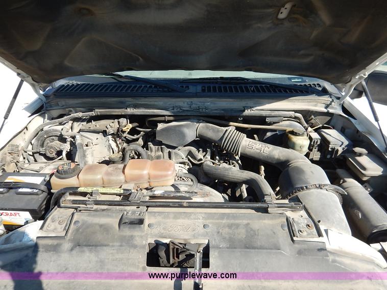 image for item K1585 2001 Ford F250 Super Duty pickup truck