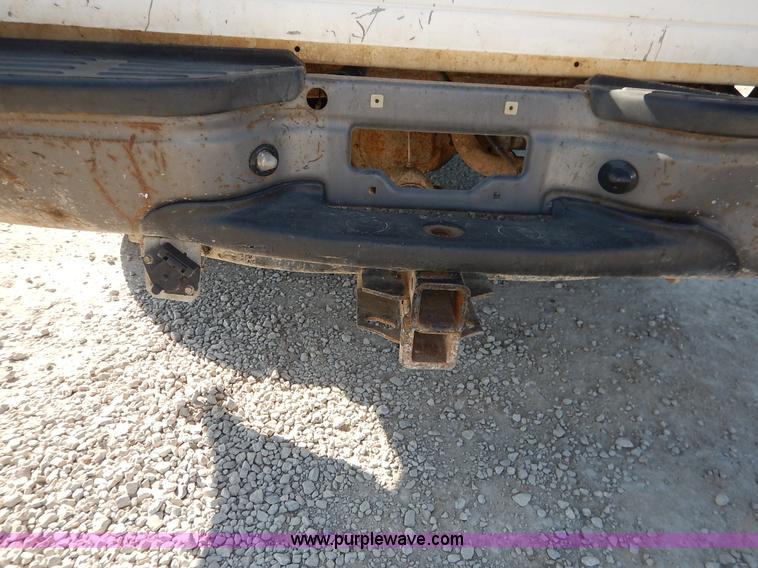 image for item K1585 2001 Ford F250 Super Duty pickup truck