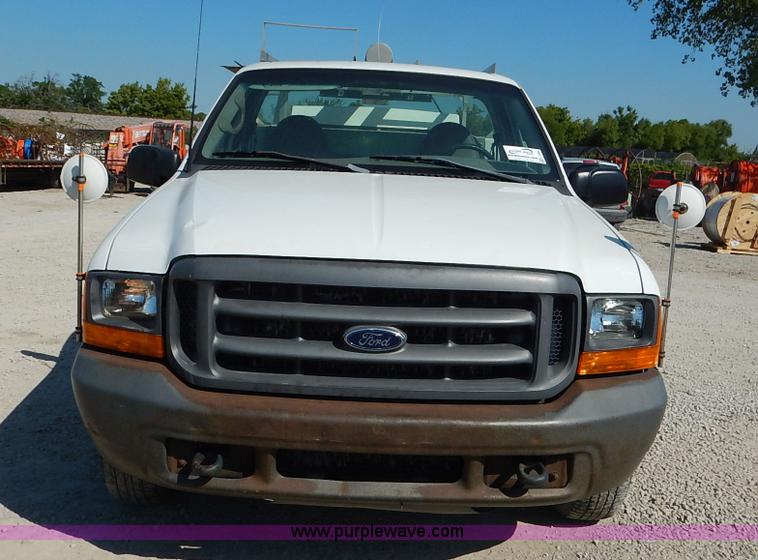 image for item K1586 1999 Ford F250 Super Duty utility truck