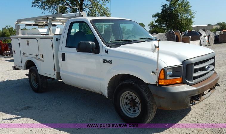 image for item K1586 1999 Ford F250 Super Duty utility truck