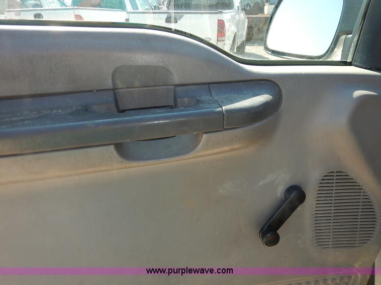 image for item K1586 1999 Ford F250 Super Duty utility truck