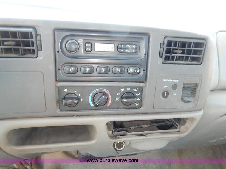 image for item K1586 1999 Ford F250 Super Duty utility truck